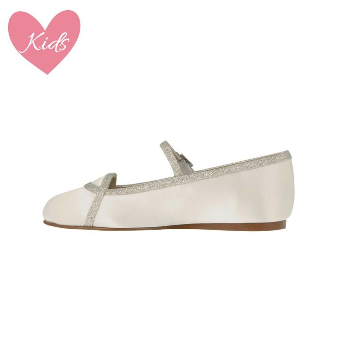 Orlana Ivory Satin /Fine Glitter