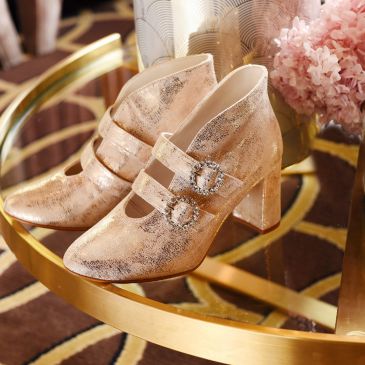 Eboni Champagne Gold Suede
