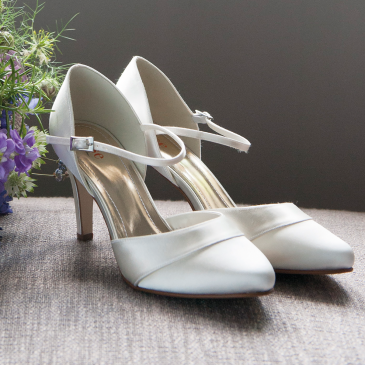 Passionberry Ivory Satin