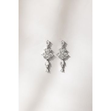 Alenya bridal earrings with rhinestone