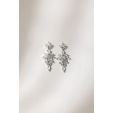Milena bridal long earrings with leaf rhinestone